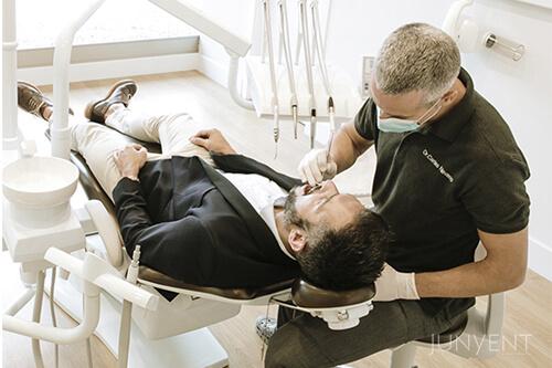 tipos-de-blanqueamiento-clínica-dental-manresa