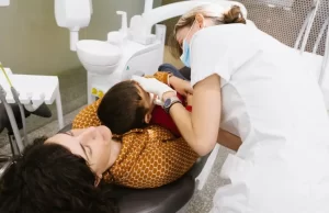 Mossegada oberta en nens: Correccion primerenca i prevenció